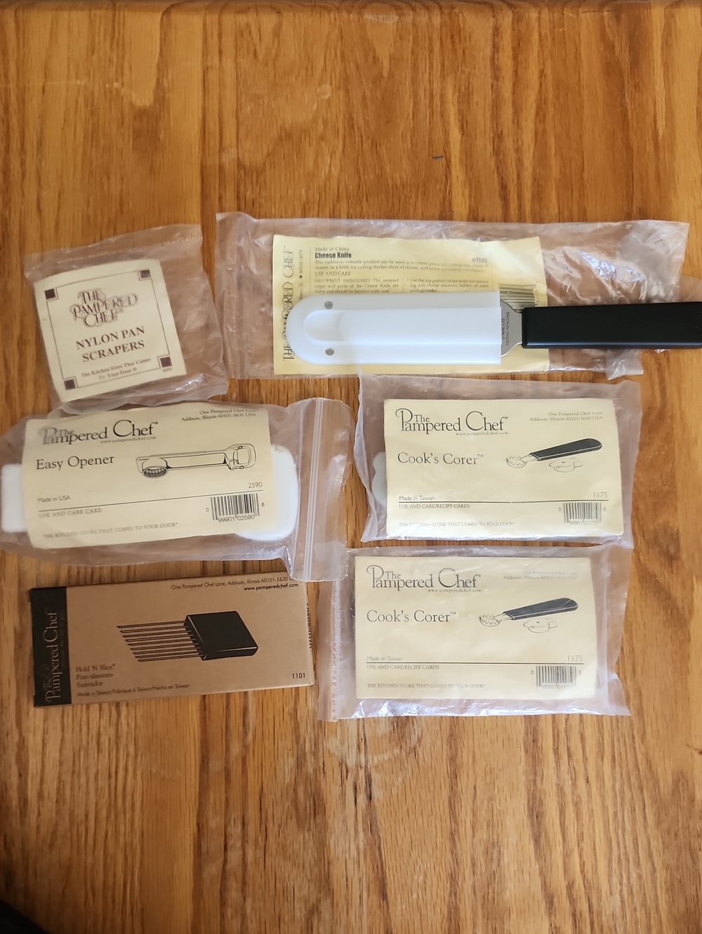 The Pampered Chef Kitchen Tool Set - Multiple Accessories - Lot - Misc
